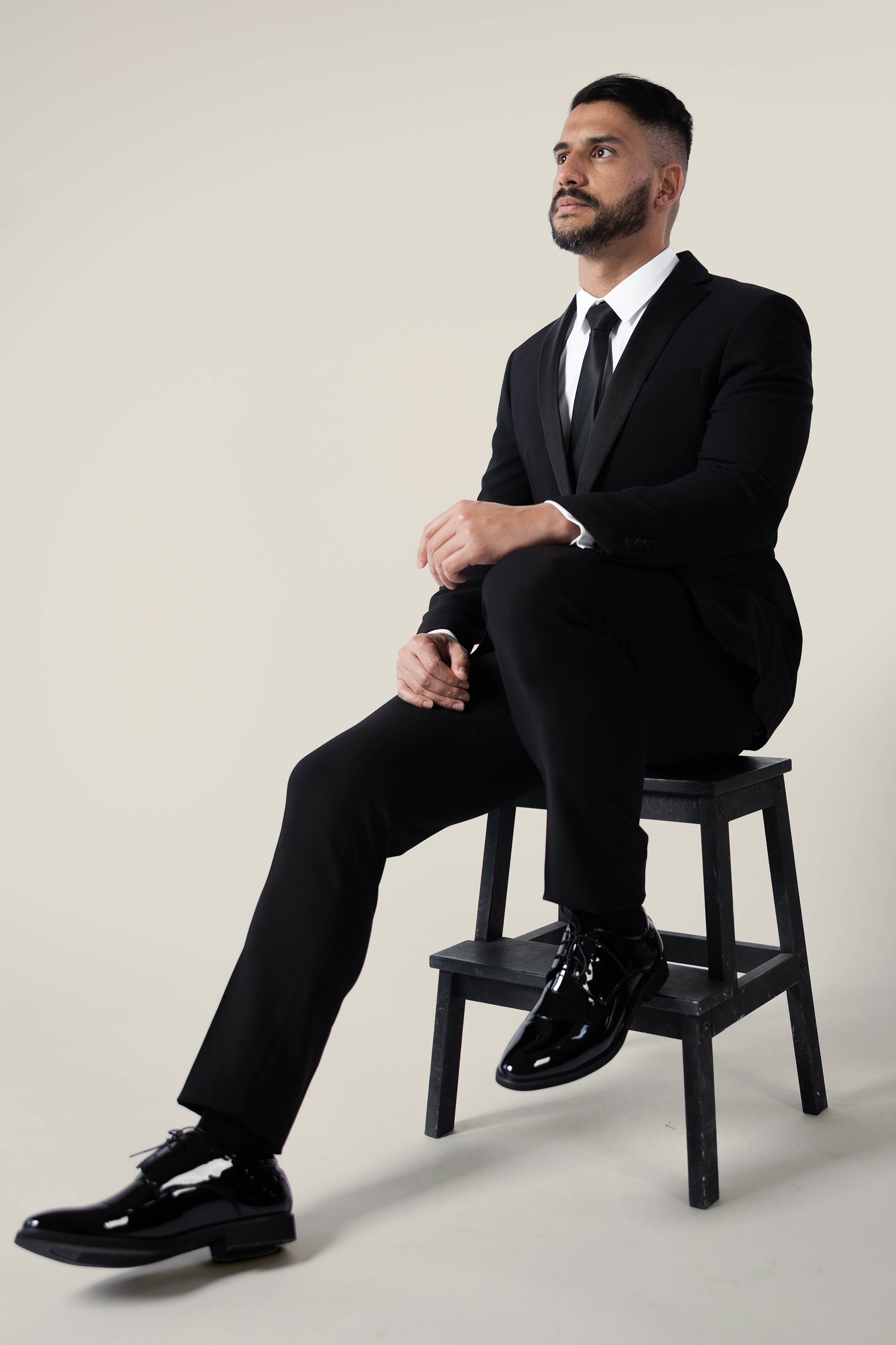 Men's Noir Black Suit with Satin Lapel