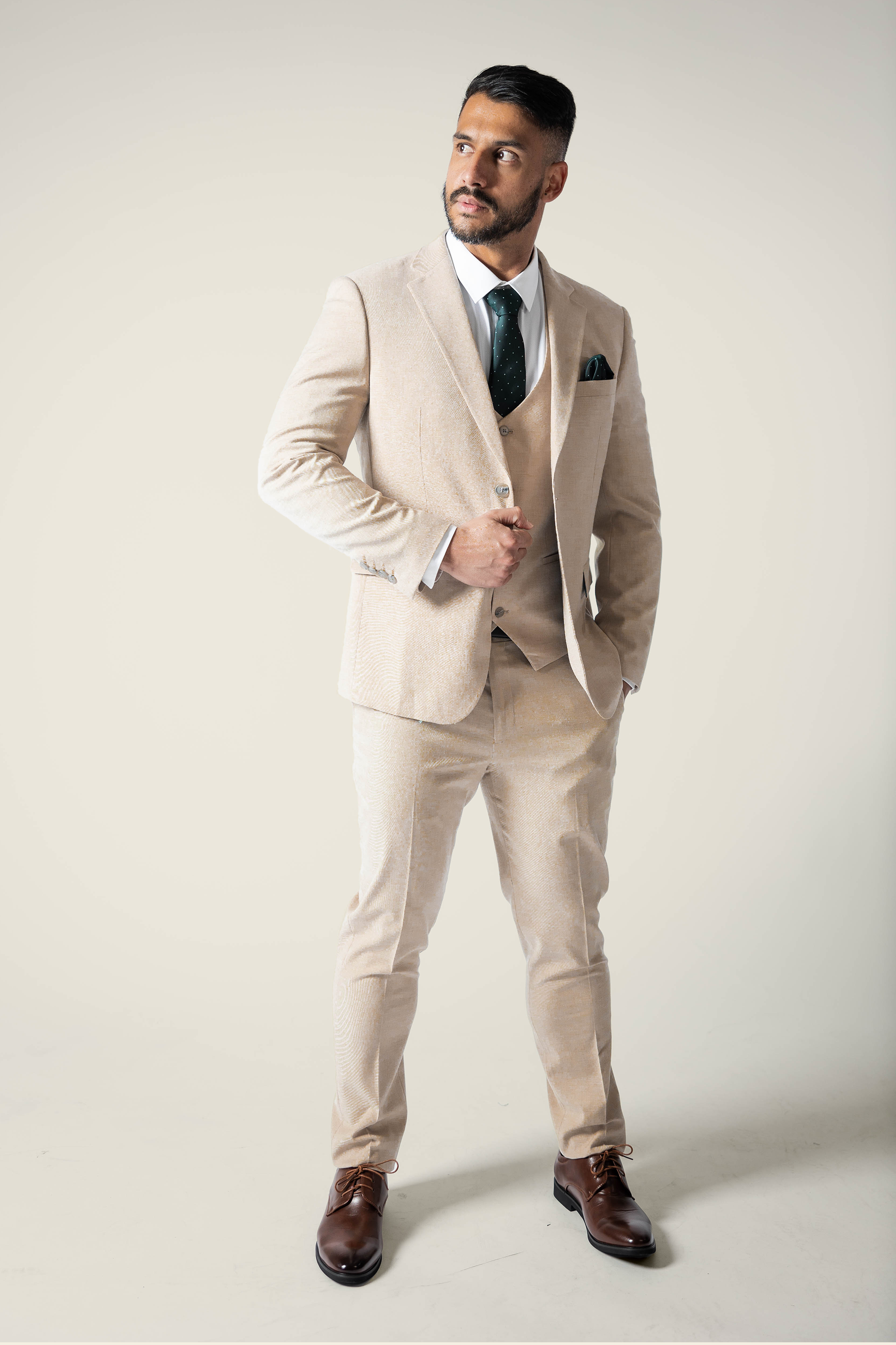 Italian Style Beige Suit Men Set Slim Fit Blazer And Pants With Metal  Double Breasted Design For Leisure And Fashion From Hogon, $76.13 |  DHgate.Com