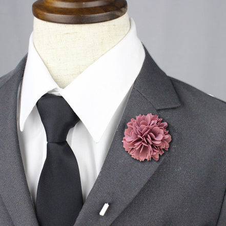 Chrysanthemum Lapel Pin - Dusty Pink
