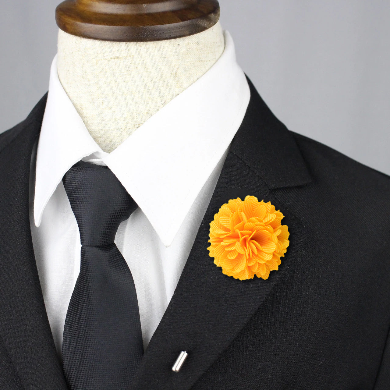 Chrysanthemum Lapel Pin - Yellow