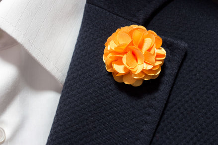 Chrysanthemum Lapel Pin - Emirates Yellow
